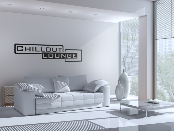 Heller Raum mit Wandtattoo Chillout Lounge